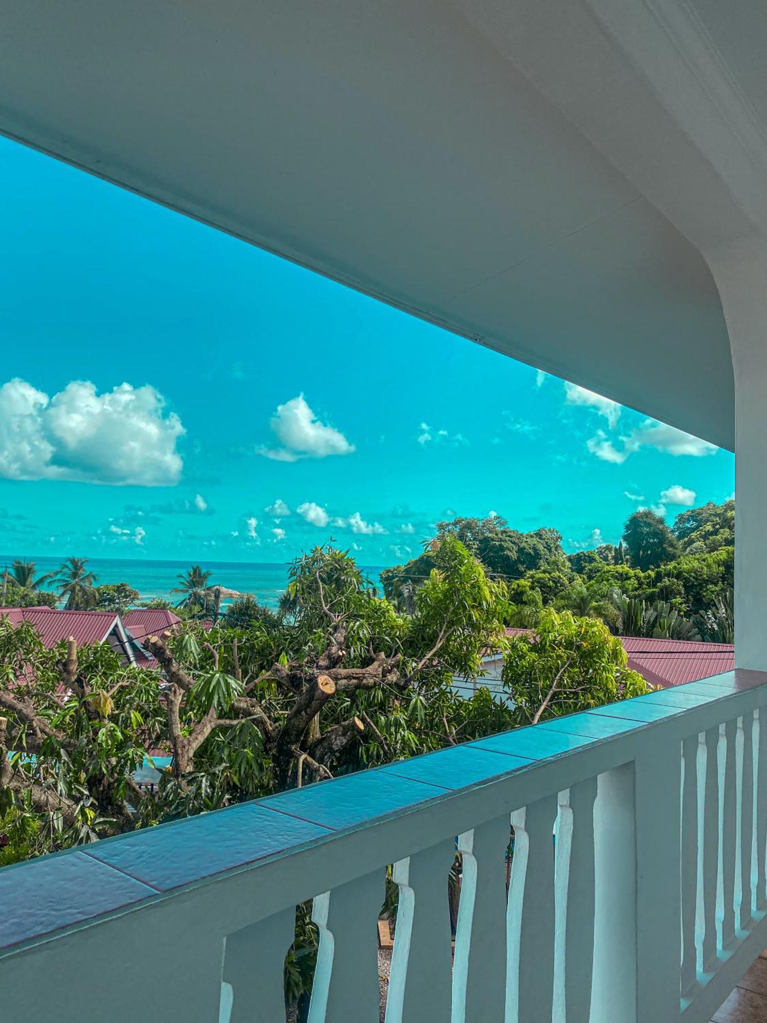 Divers Lodge Guest House Beau Vallon  Eksteriør bilde